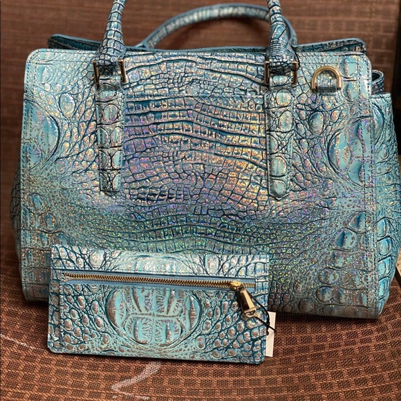 Brahmin Finley Arctic blue and matching wallet - Picture 2 of 2